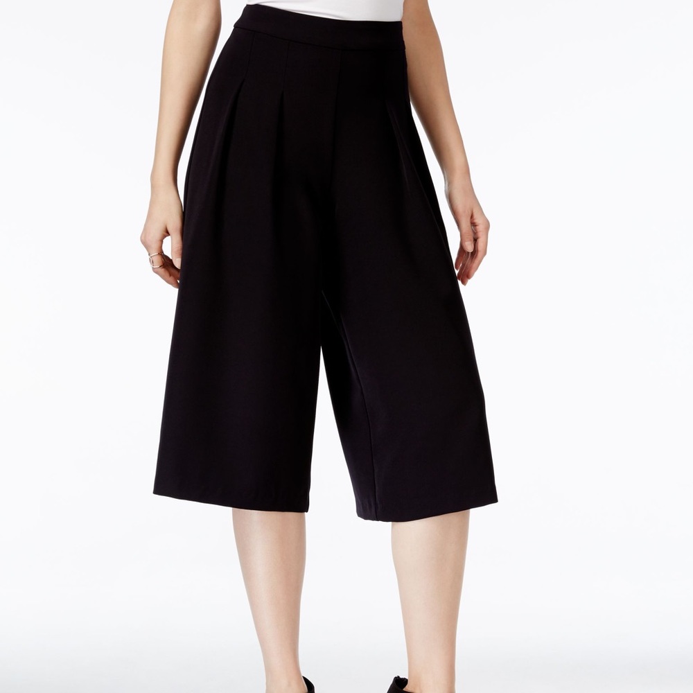 XOXO Juniors' Pleated Culottes